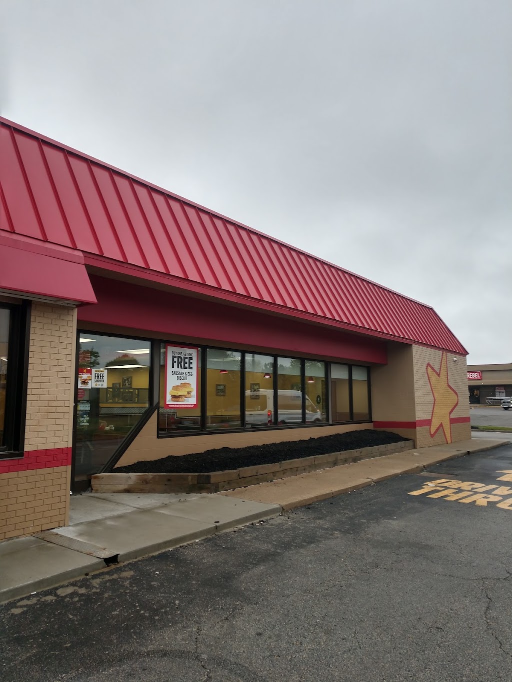 Hardee’s | 815 S Parker St, Olathe, KS 66061, USA | Phone: (913) 764-7266