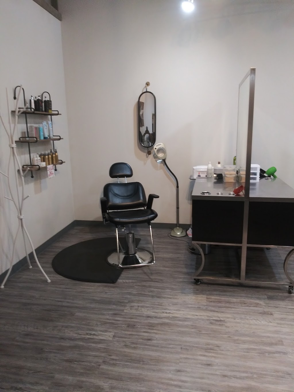 Scissor Cuts | 1827 SW Green Oaks Blvd #157, Arlington, TX 76017, USA | Phone: (817) 468-2887