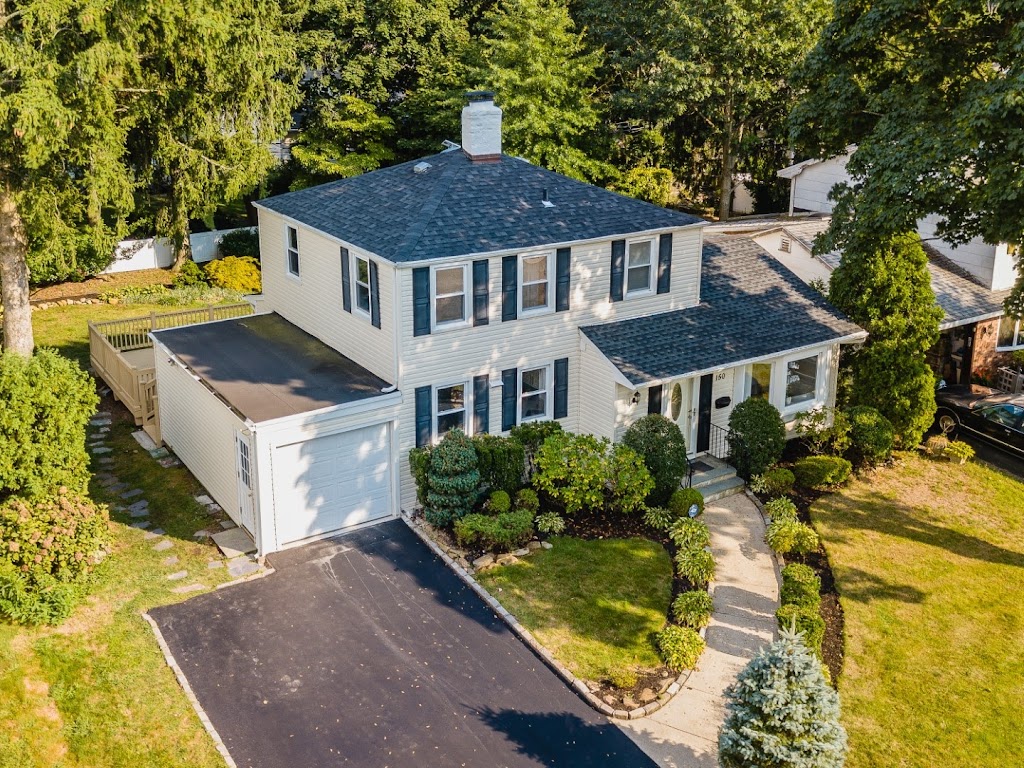 Fiori Team - Realty Connect USA | 200 S Service Rd, Roslyn Heights, NY 11577, USA | Phone: (516) 902-6544