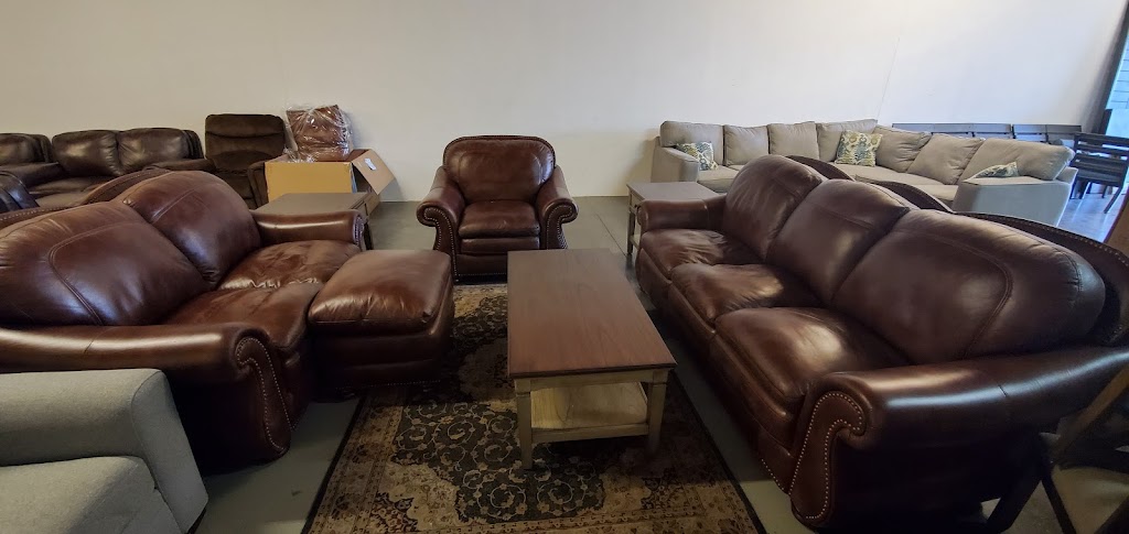 Red Barn Furniture Liquidators | 565 34th Ave suite 6, Apache Junction, AZ 85119, USA | Phone: (480) 881-4783