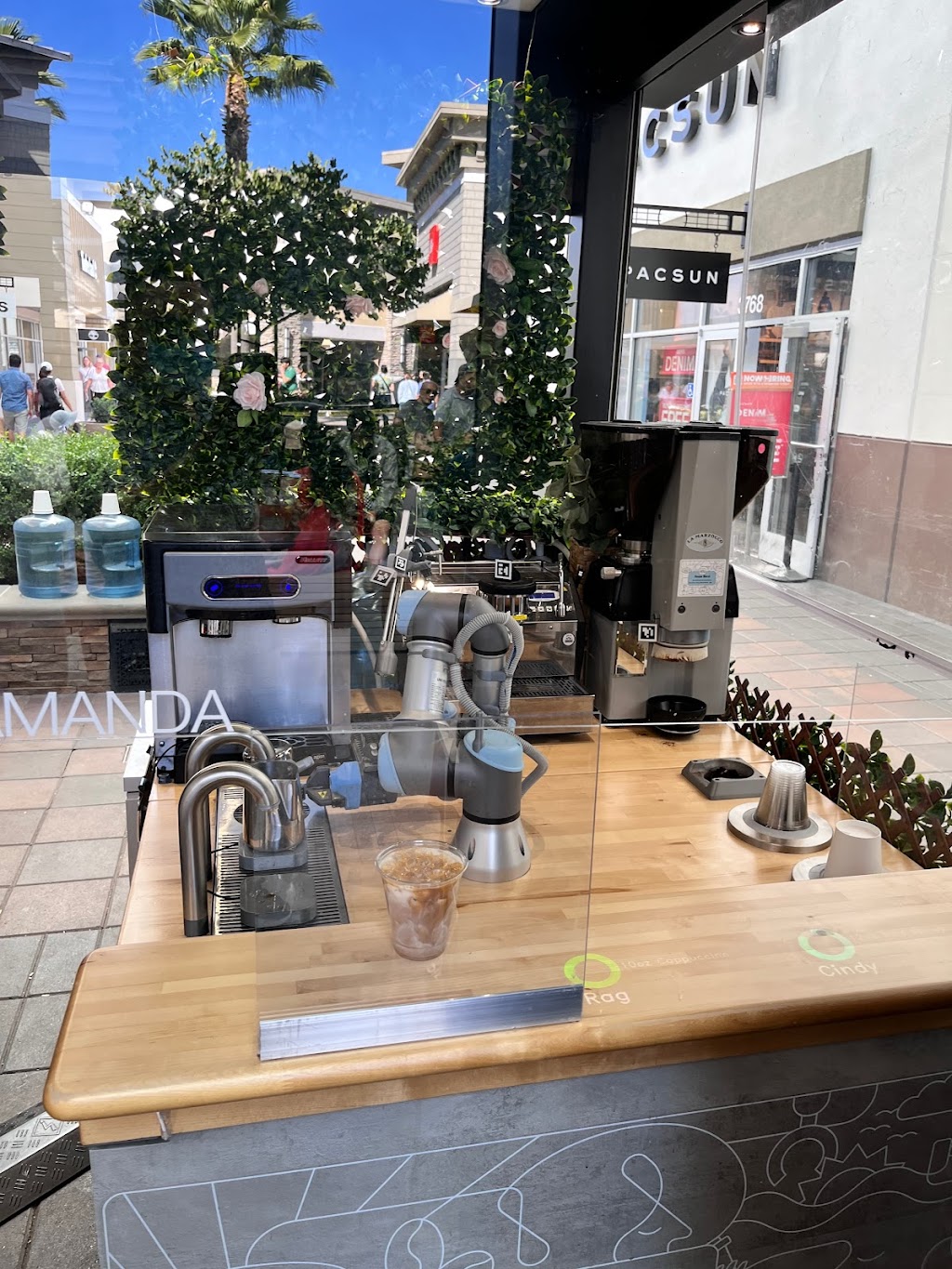 Artly Coffee @ San Francisco Premium Outlets | 3770 Livermore Outlets Dr Kiosk No 86, Livermore, CA 94551, USA | Phone: (925) 408-2661