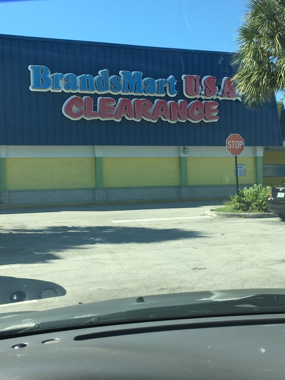 BrandsMart USA Clearance Center | Griffin and, 4815 S State Rd 7 #441, Davie, FL 33314, USA | Phone: (954) 327-6600