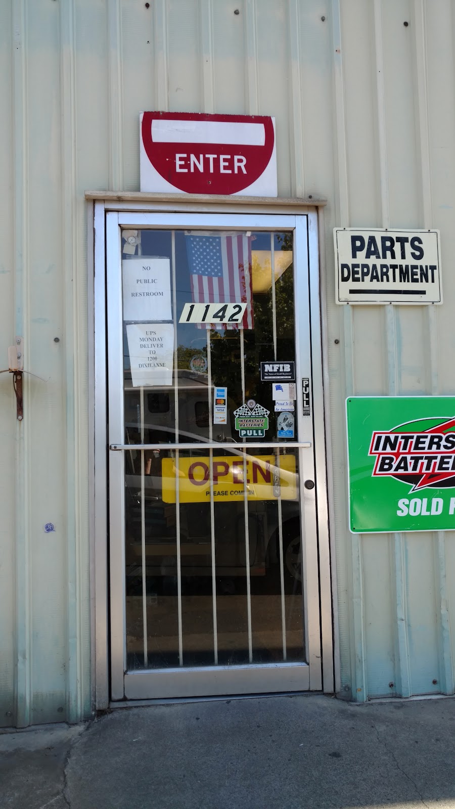 RV Doctor George | 1142 Dixieanne Ave, Sacramento, CA 95815, USA | Phone: (916) 927-7837