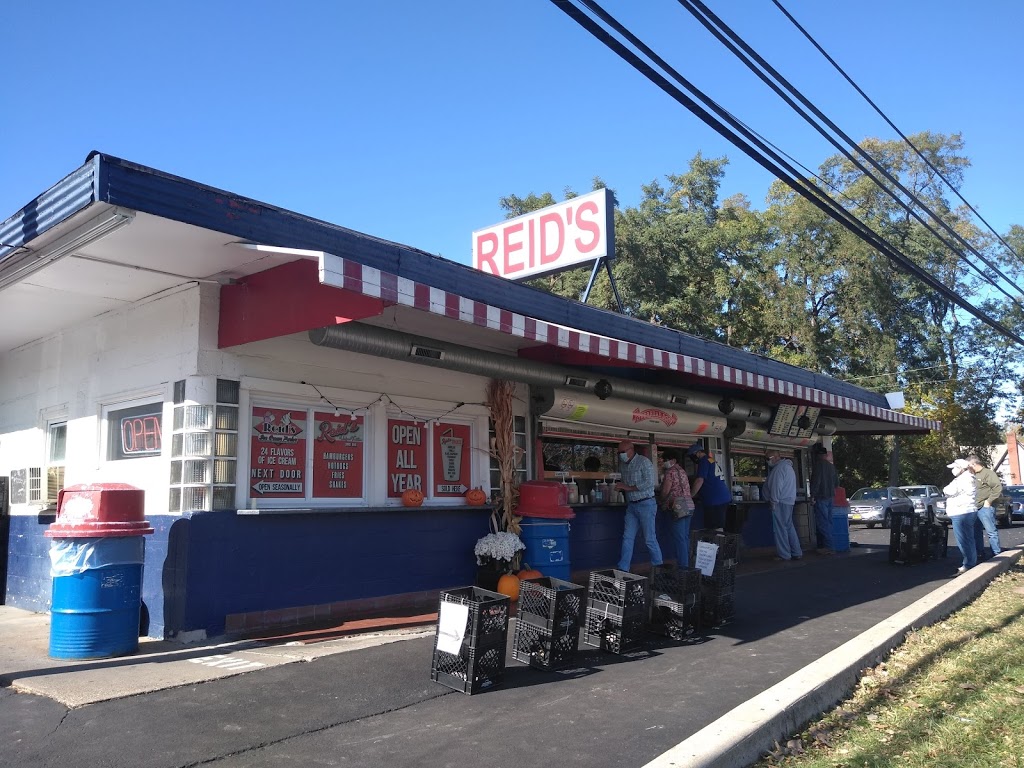 Reids Ice Cream Parlor | 130 Lake Ave, Lockport, NY 14094, USA | Phone: (716) 471-3652