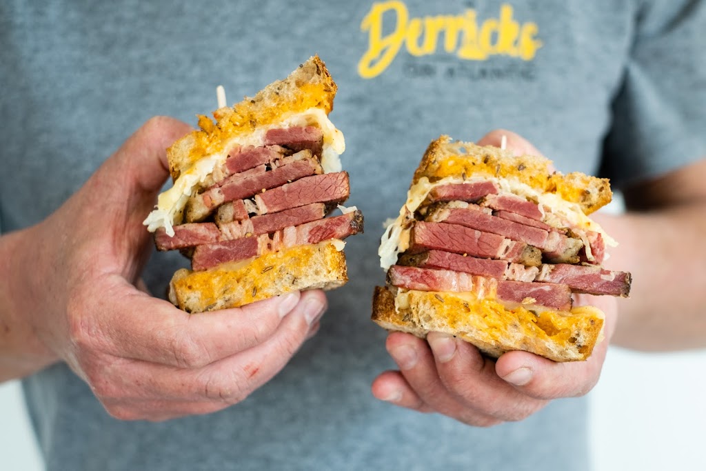 Derricks on Atlantic | 3502 Atlantic Ave, Long Beach, CA 90807, USA | Phone: (562) 337-8131