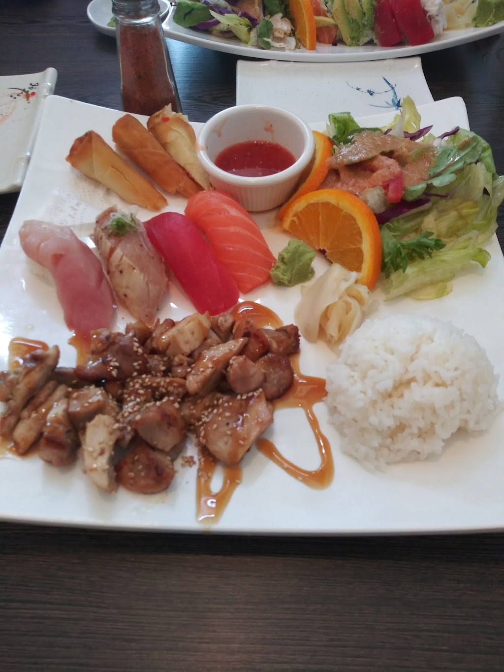 Yumi Sushi | 855 S Main Ave #A, Fallbrook, CA 92028, USA | Phone: (760) 645-3705