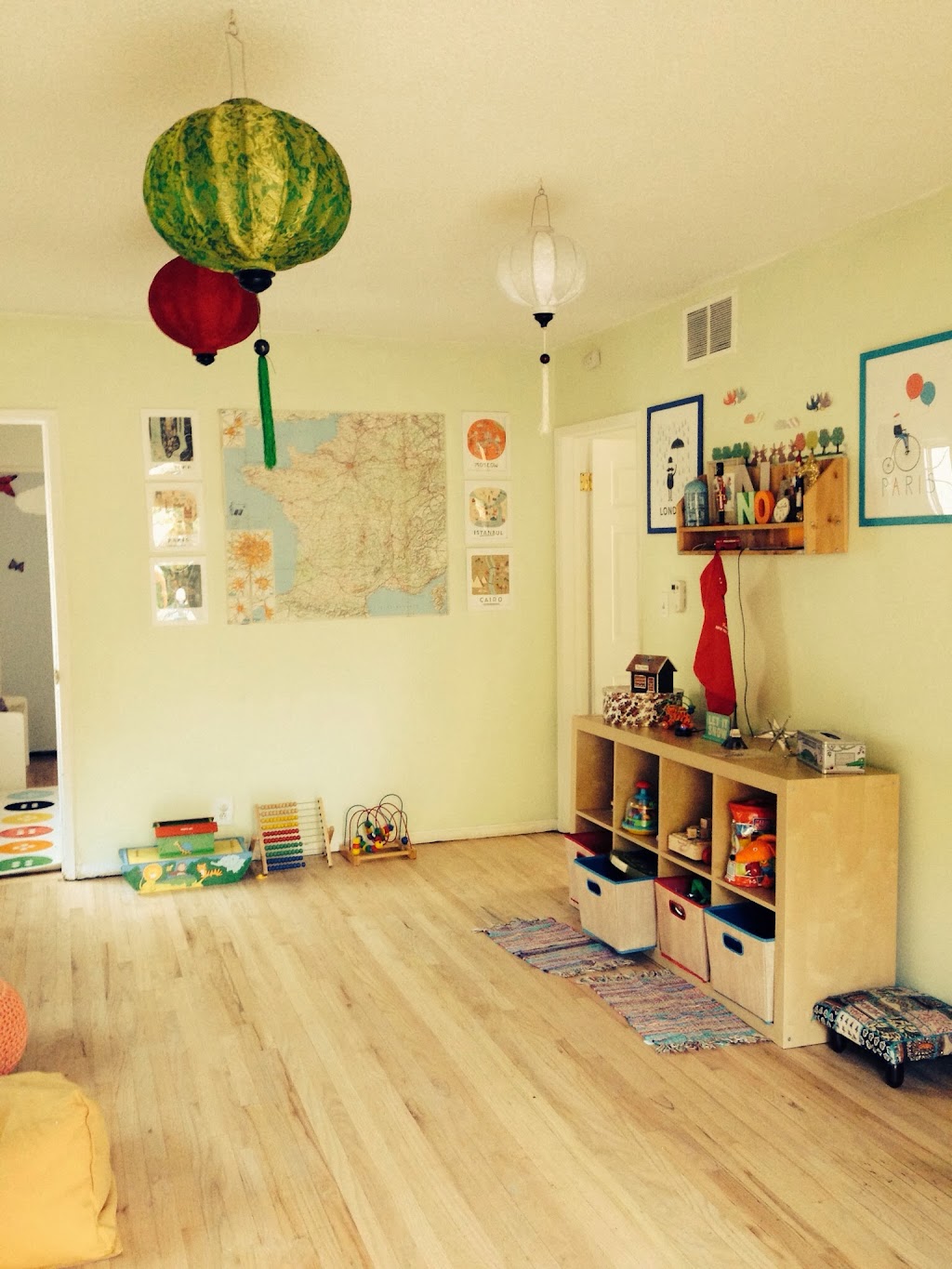 Petit Calinou French Preschool & Daycare | 13845 Moorpark St, Sherman Oaks, CA 91423, USA | Phone: (818) 633-0643