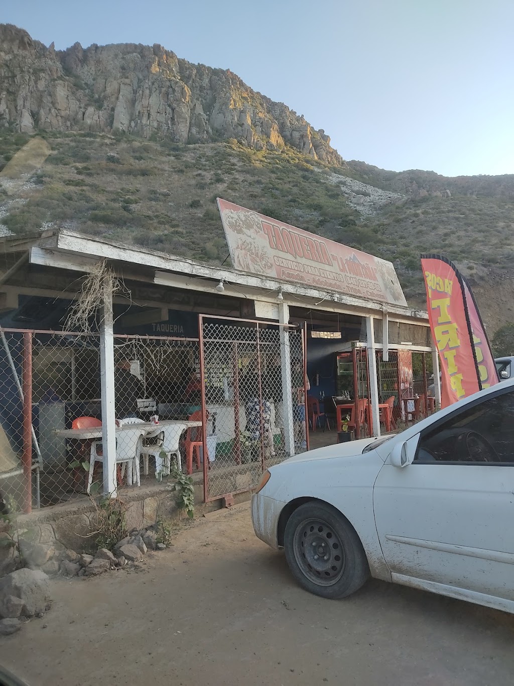 Taqueria La Montaña | Rosarito - Ensenada, 22765 La Misión, B.C., Mexico | Phone: 646 237 2652