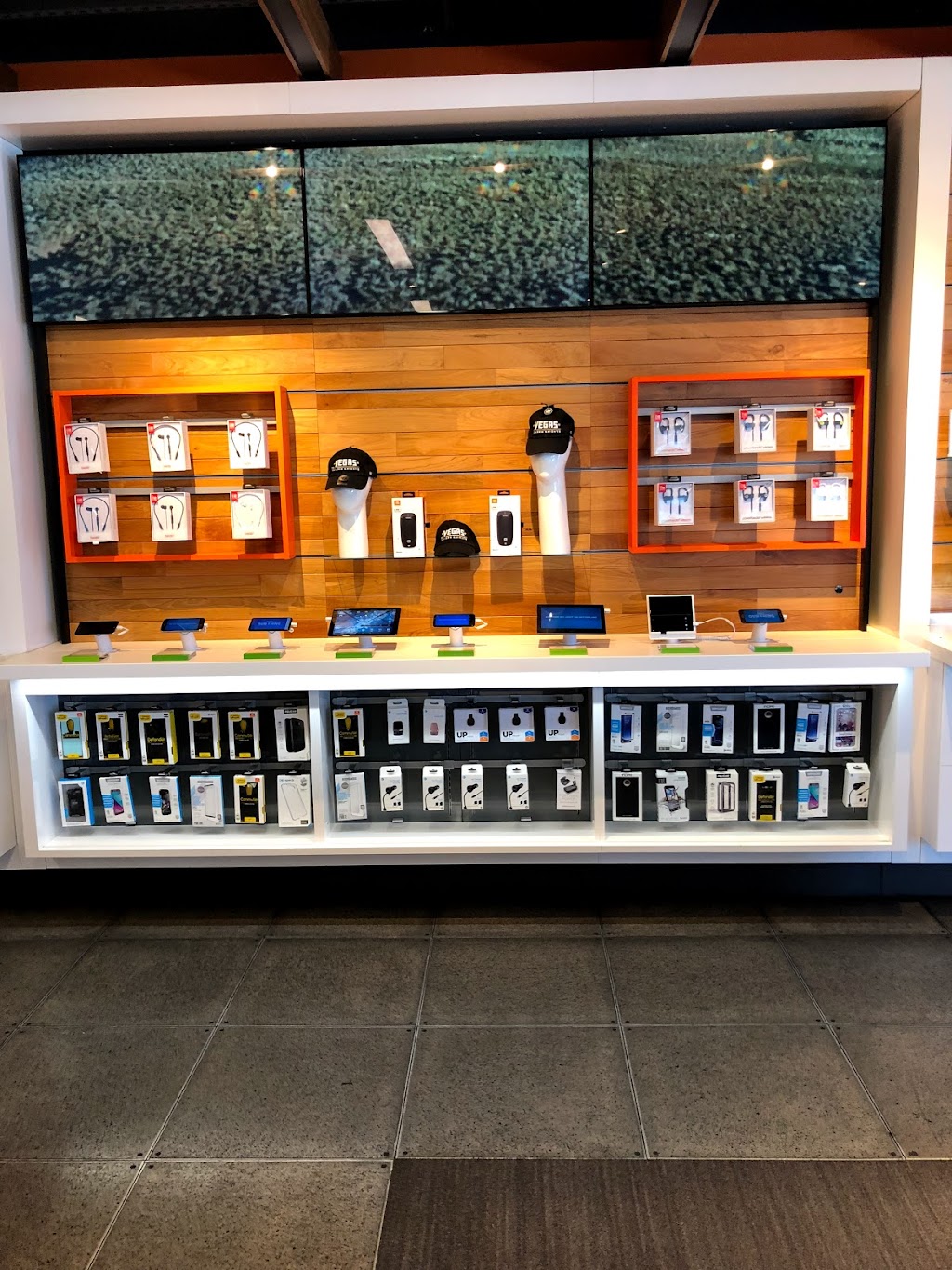 AT&T Store | 920 S Rampart Blvd, Las Vegas, NV 89145, USA | Phone: (702) 933-7781