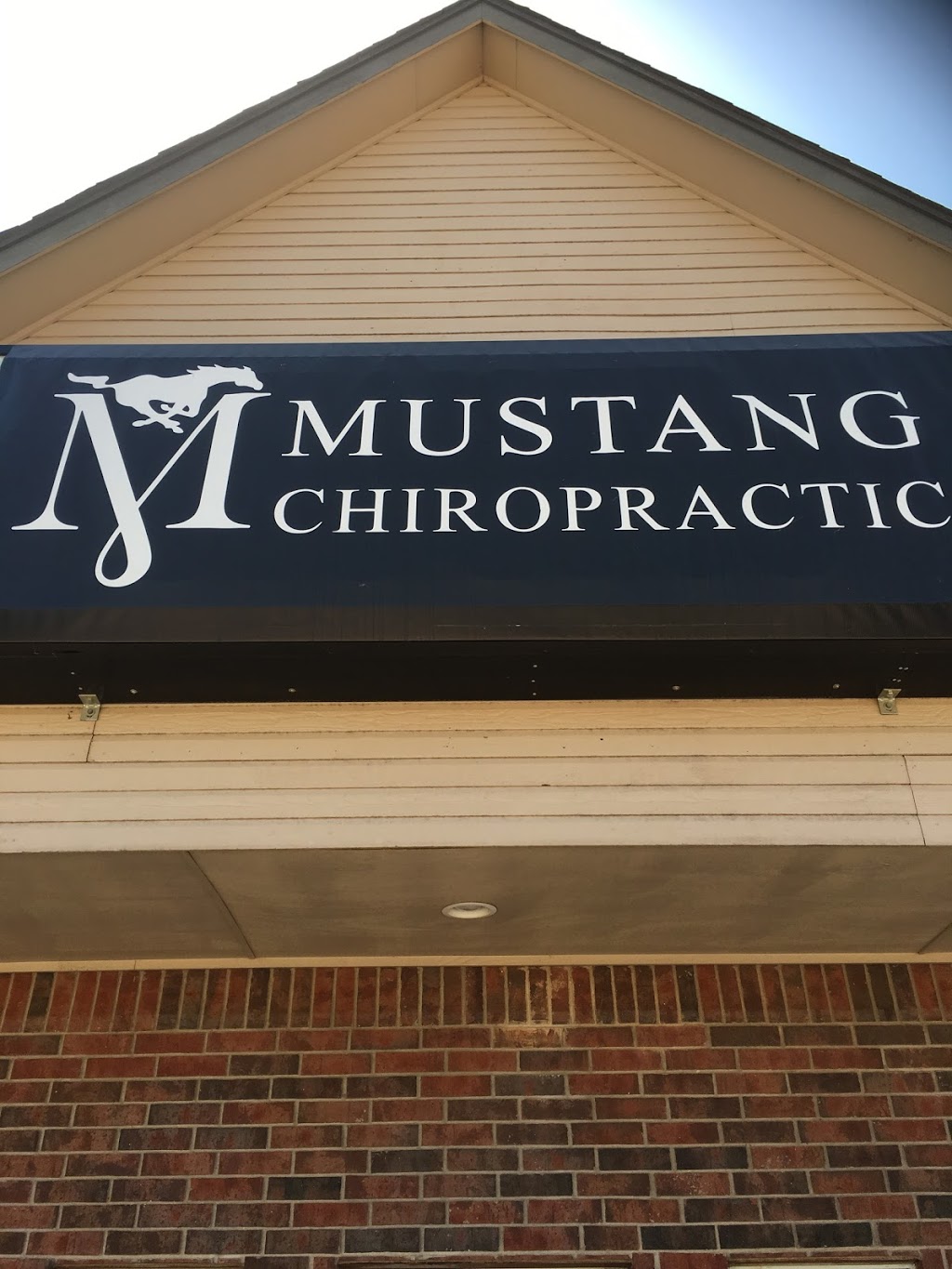 Mustang Chiropractic: Eric Crane, DC | 201 S Castle Rock Ln, Mustang, OK 73064, USA | Phone: (405) 376-5700