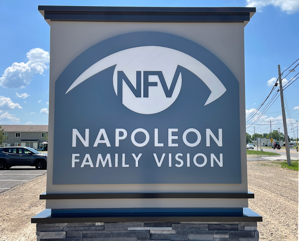 Napoleon Family Vision & Contact Lens Center | 1804 Oakwood Ave, Napoleon, OH 43545, USA | Phone: (419) 599-4541