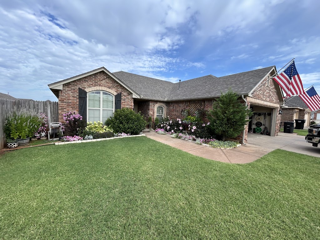 WCS Roofing | 4204 S 4th St, Chickasha, OK 73018, USA | Phone: (405) 921-8500