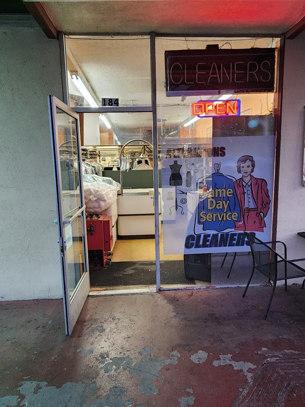 Cleaners | 184 Sierra Madre Ave, Azusa, CA 91702, USA | Phone: (626) 627-3361
