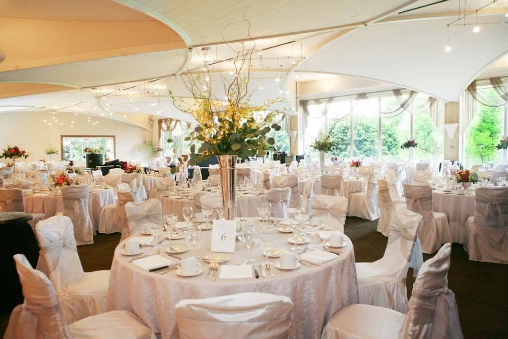 Meadowbrook Country Club | 200 Meadowbrook Country Club Estates, Ballwin, MO 63011, USA | Phone: (636) 227-5361