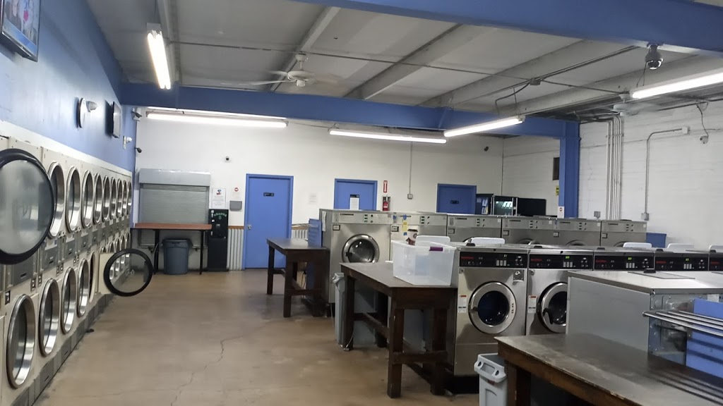 Tiny Bubbles 24 Hour Laundromat | 602 N 35th Ave, Phoenix, AZ 85009, USA | Phone: (480) 553-9448