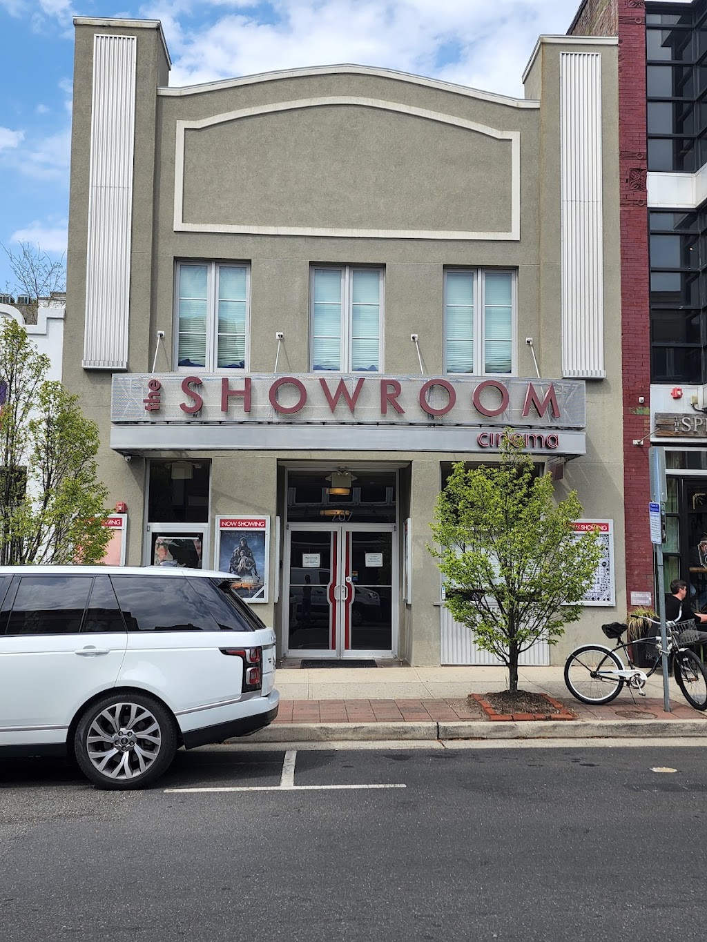 The ShowRoom Cinema - Asbury Park | 707 Cookman Ave, Asbury Park, NJ 07712, USA | Phone: (732) 502-0472