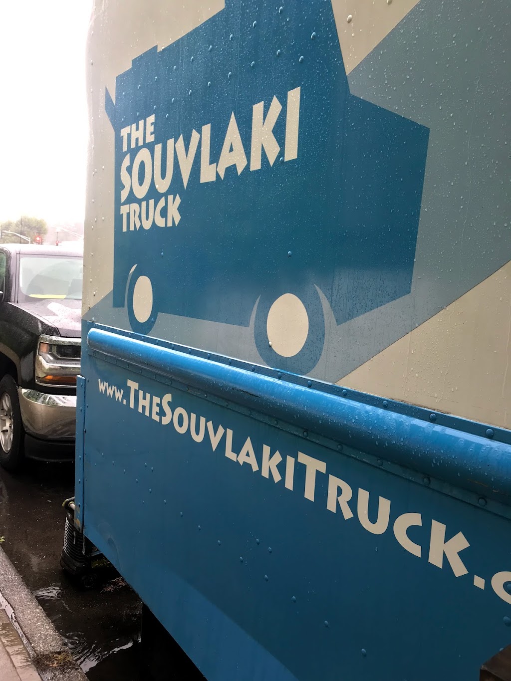 The Souvlaki Truck | 2481 Central Park Ave, Yonkers, NY 10710, USA | Phone: (914) 500-7580