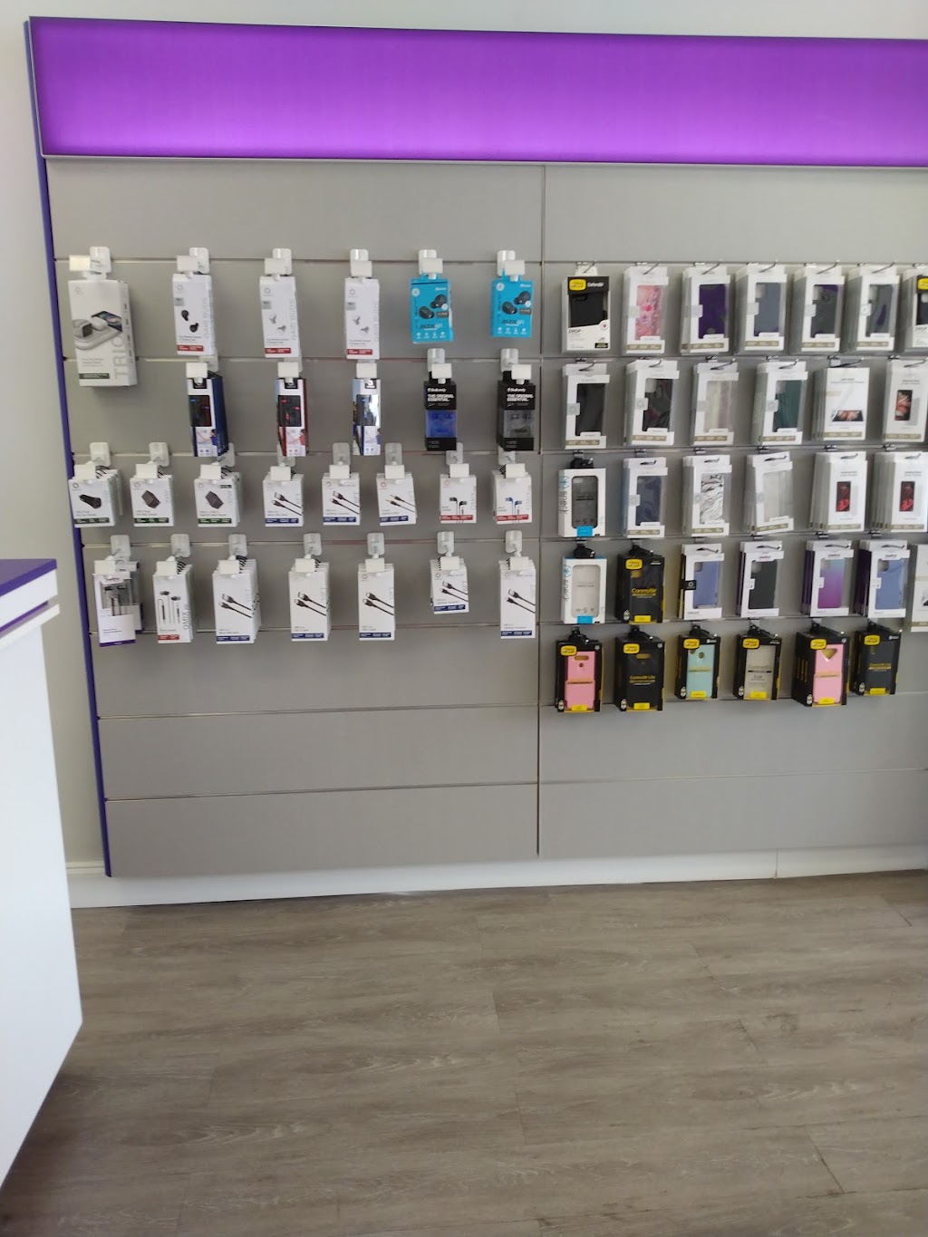 Metro by T-Mobile | 2819 Main St Ste B, East Point, GA 30344 | Phone: (404) 698-3057