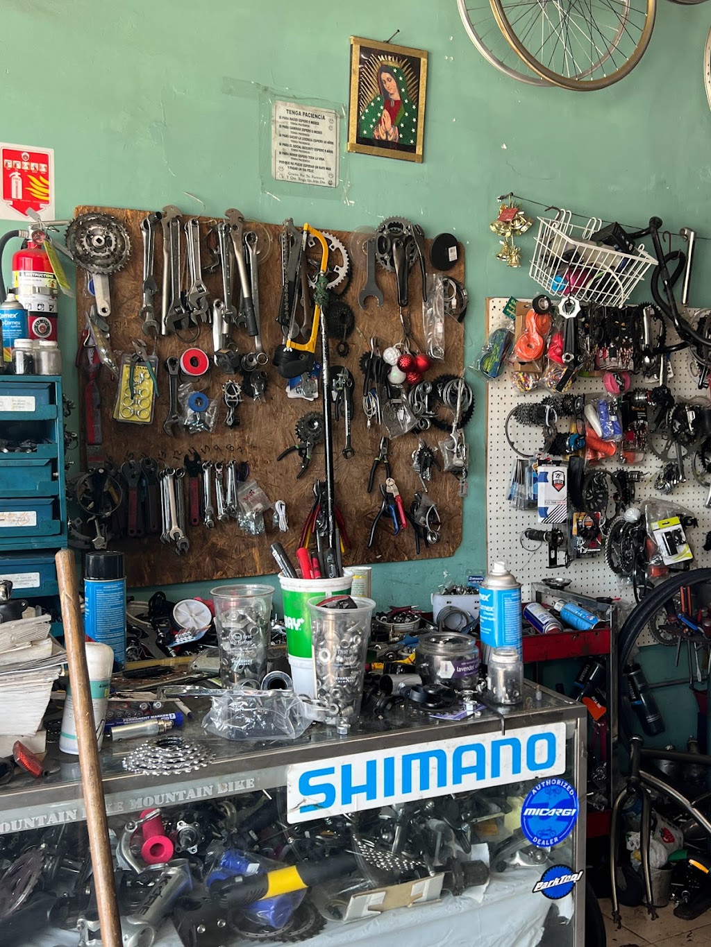 D.C. BIKE SHOP | 3206 S Central Ave, Los Angeles, CA 90011, USA | Phone: (323) 809-7366