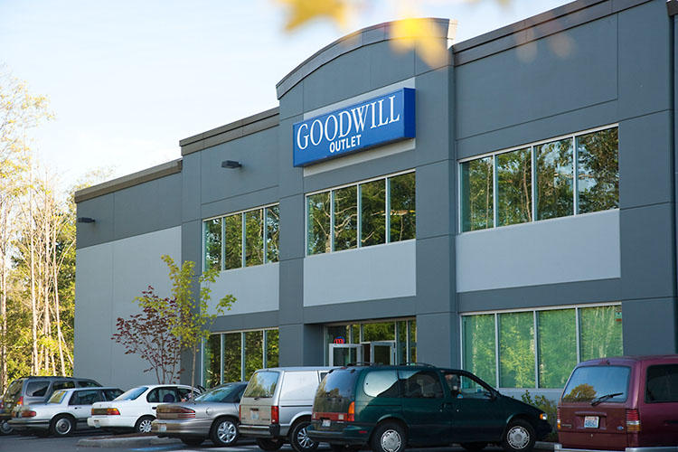 Everett Outlet Goodwill | 2208 W Casino Rd, Everett, WA 98204, USA | Phone: (425) 263-8540