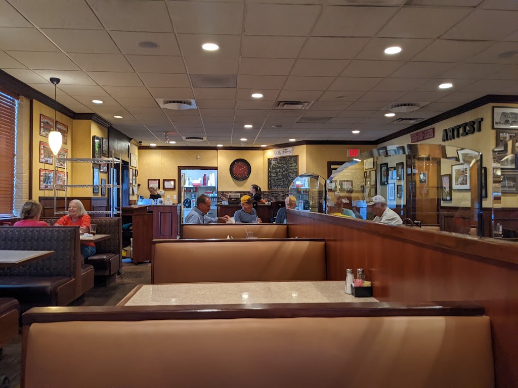 Romeo Family Restaurant | 66020 Van Dyke Ave, Washington, MI 48095, USA | Phone: (586) 752-6211