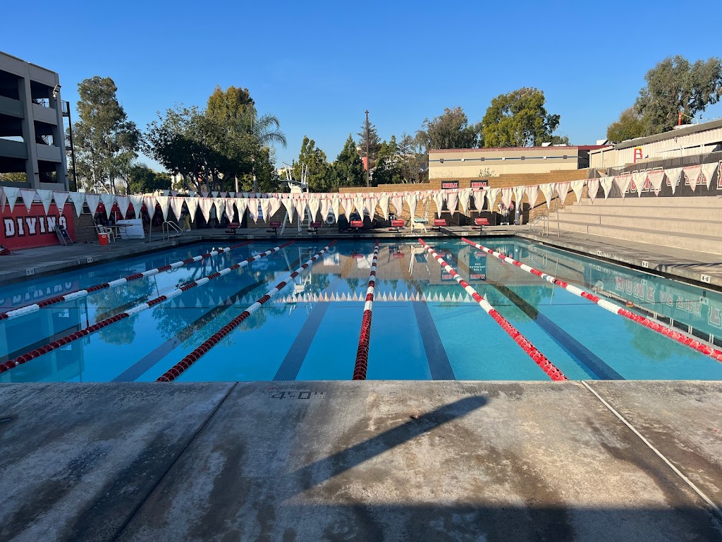 Biola Youth Aquatics, waterpolo,swim team,swim lessons | 13800 Biola Ave, La Mirada, CA 90638, USA | Phone: (562) 906-4554