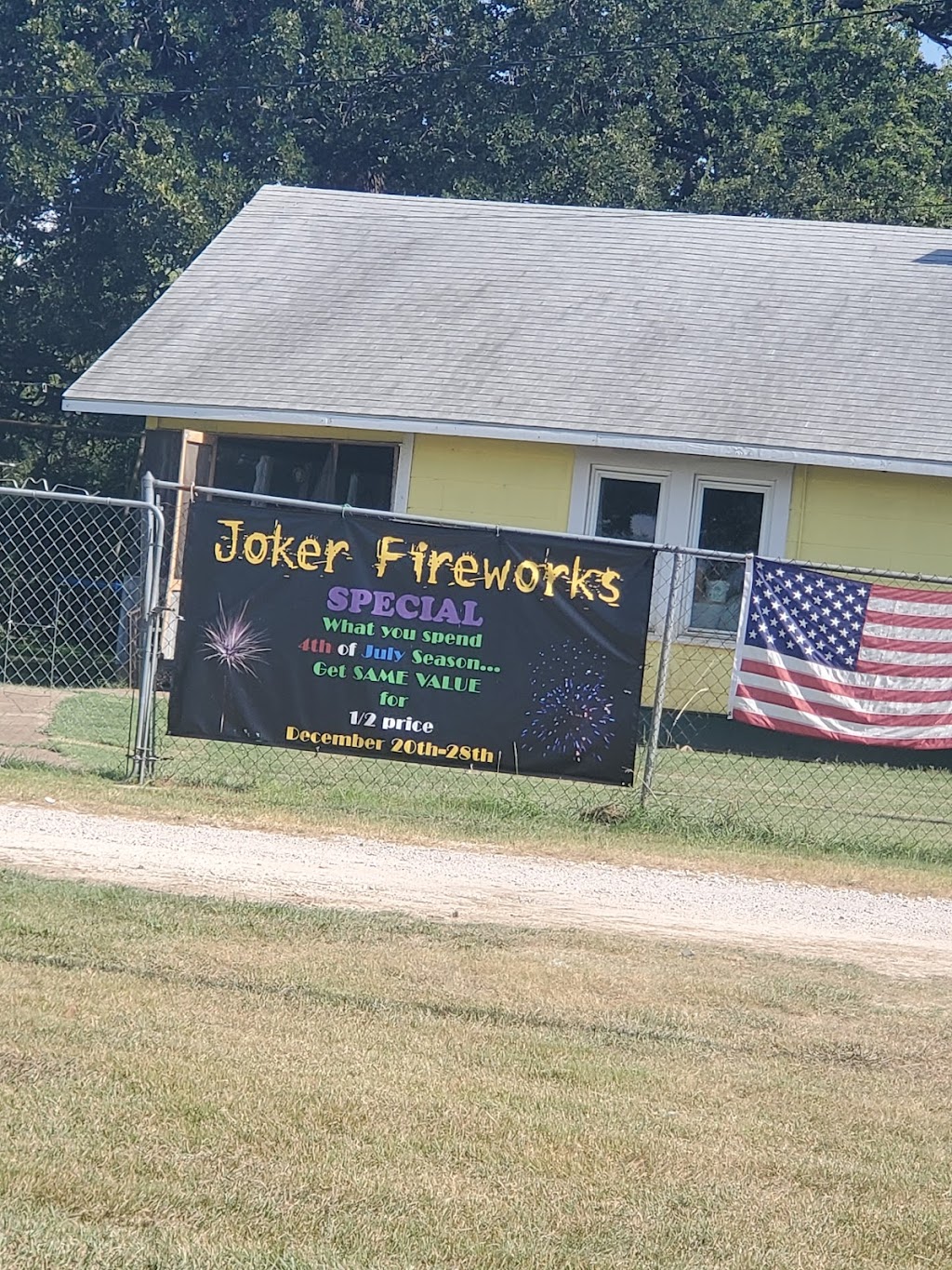 Joker Fireworks | 2800 E Renfro St, Burleson, TX 76028, USA | Phone: (817) 874-2584