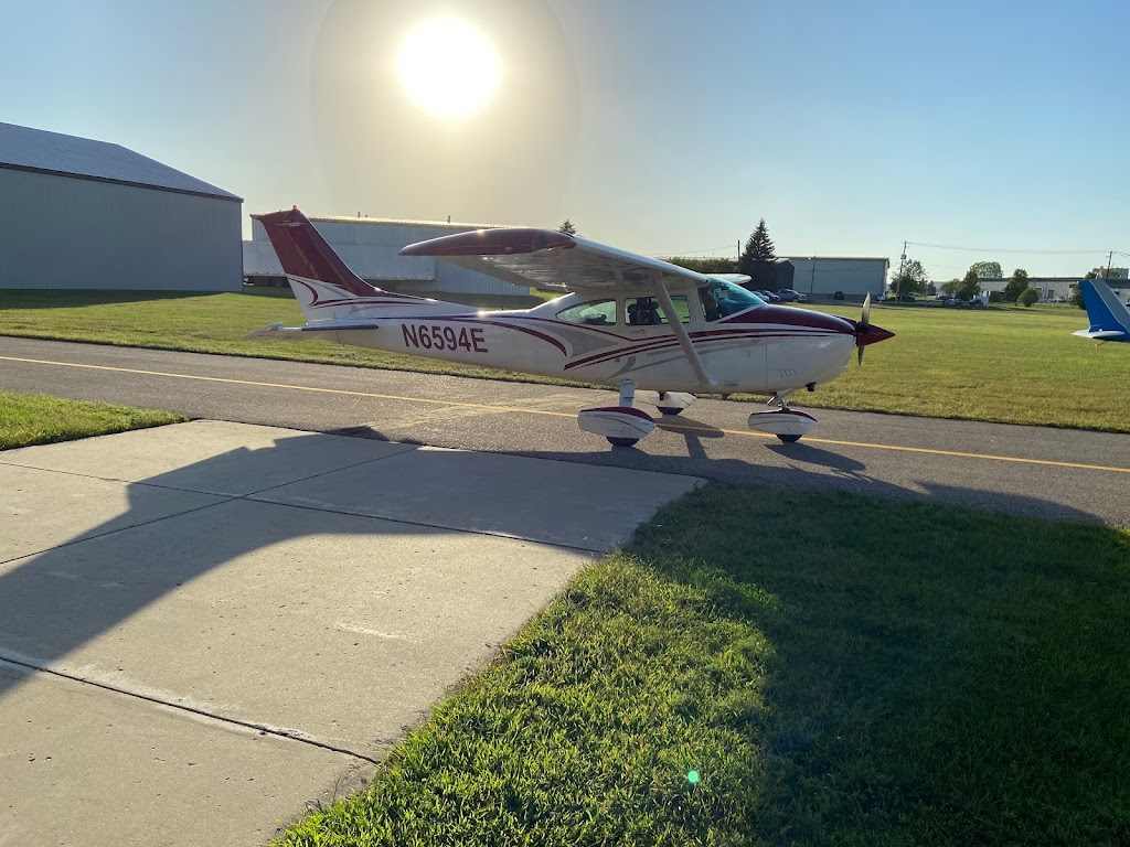 Airlake Aero Flying Club | 22100 Hamburg Ave, Lakeville, MN 55044, USA | Phone: (612) 293-6679