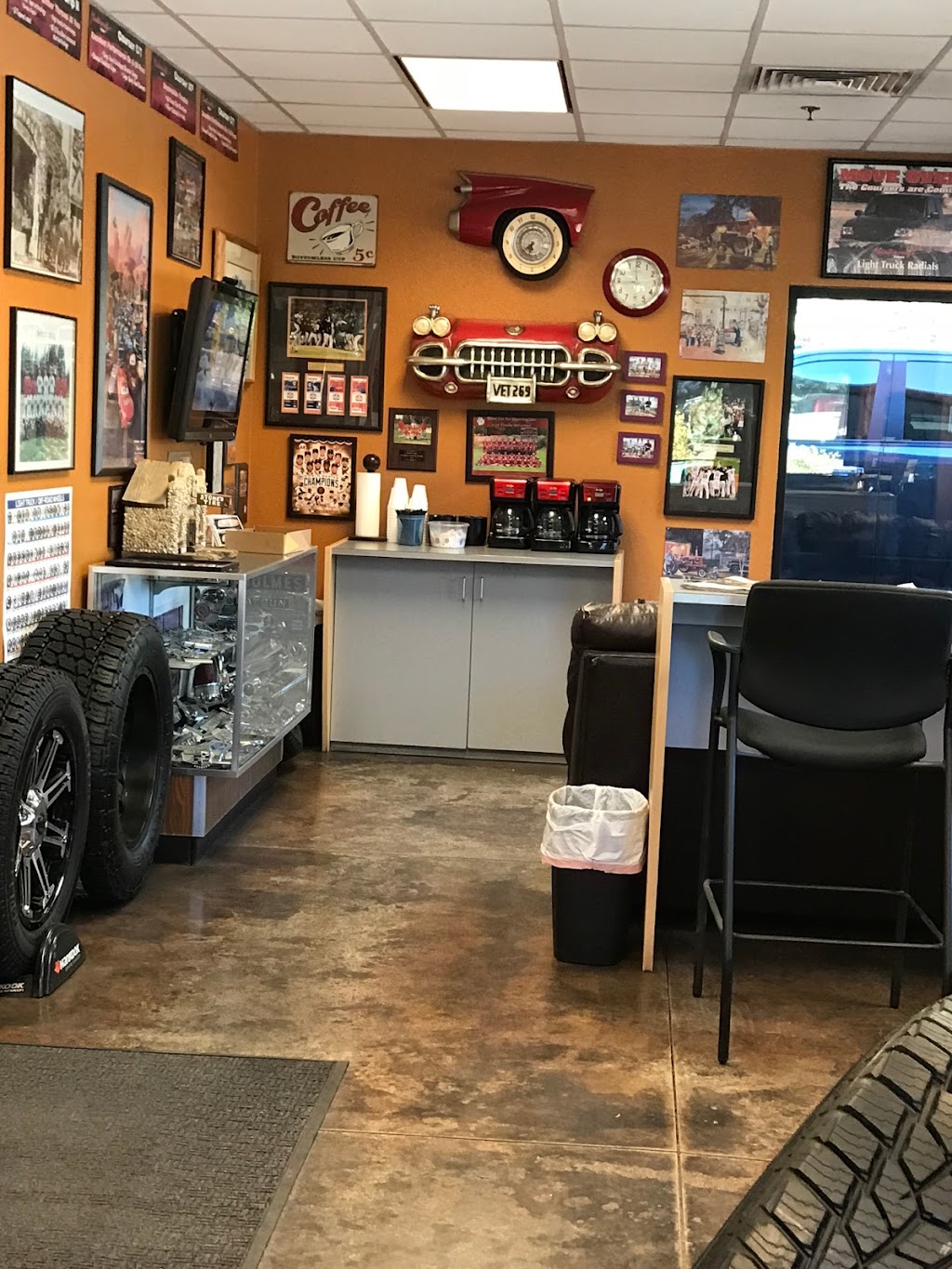 Stones Country Tires | 11000 Comstock Dr, Truckee, CA 96161, USA | Phone: (530) 587-7107