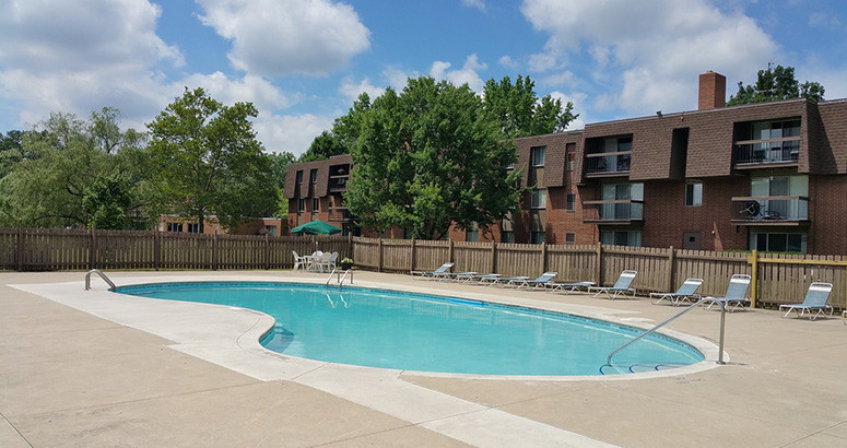 Fawn Lake Apartments | 9640 Fernwood Dr, Olmsted Falls, OH 44138, USA | Phone: (440) 201-9948