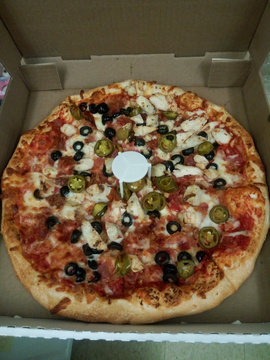 Tiffanys Pizza | 643 N Telegraph Rd, Monroe, MI 48162, USA | Phone: (734) 457-3838