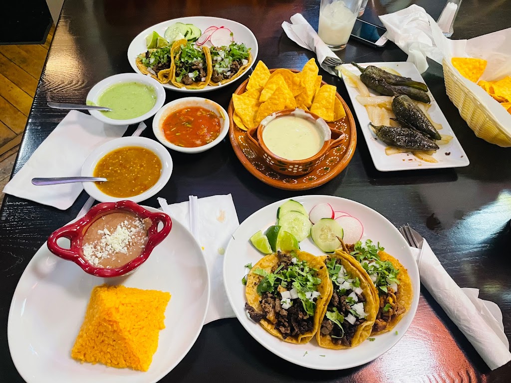 El Zocalo Authentic Mexican Cuisine | 1100 Chicago Ave, Goshen, IN 46528, USA | Phone: (574) 533-0330