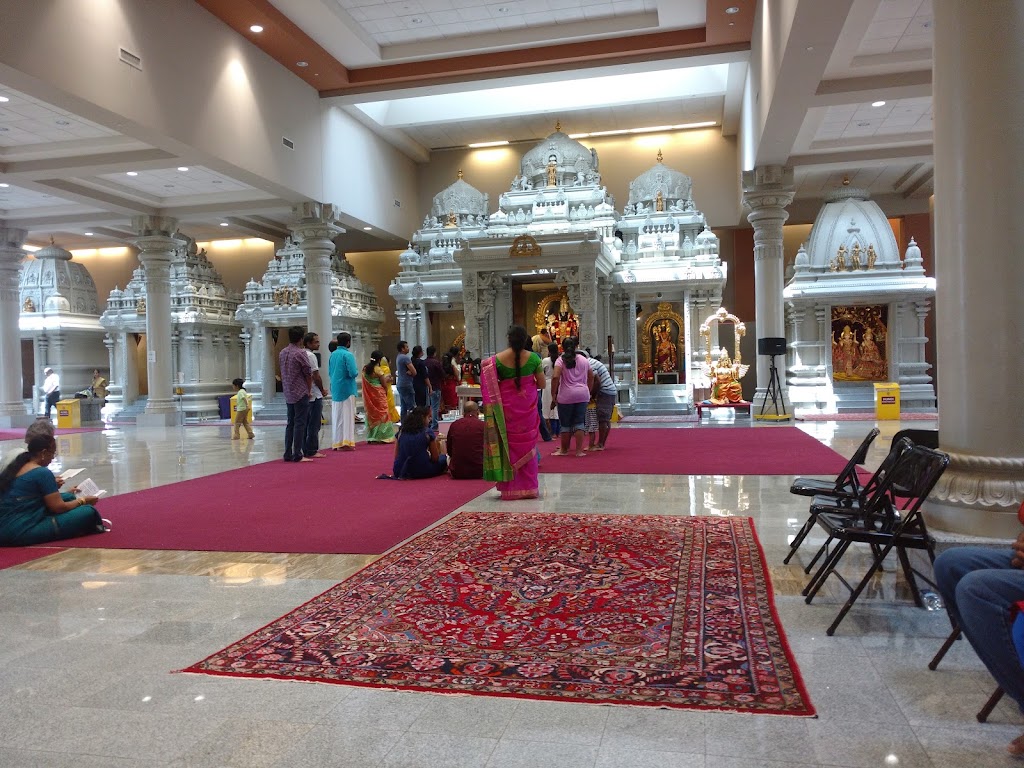 MHDS Vishnu Mandir | 4022 N Washington Ave, Minneapolis, MN 55412, USA | Phone: (612) 522-1201