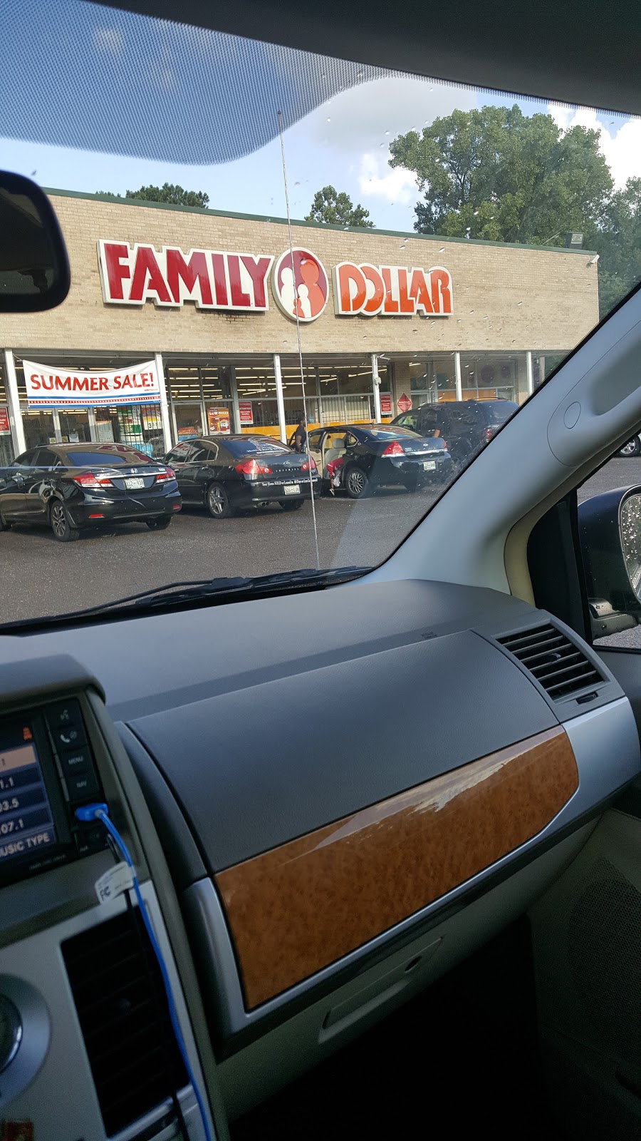 Family Dollar | 4724 Millbranch Rd, Memphis, TN 38116, USA | Phone: (901) 450-6878