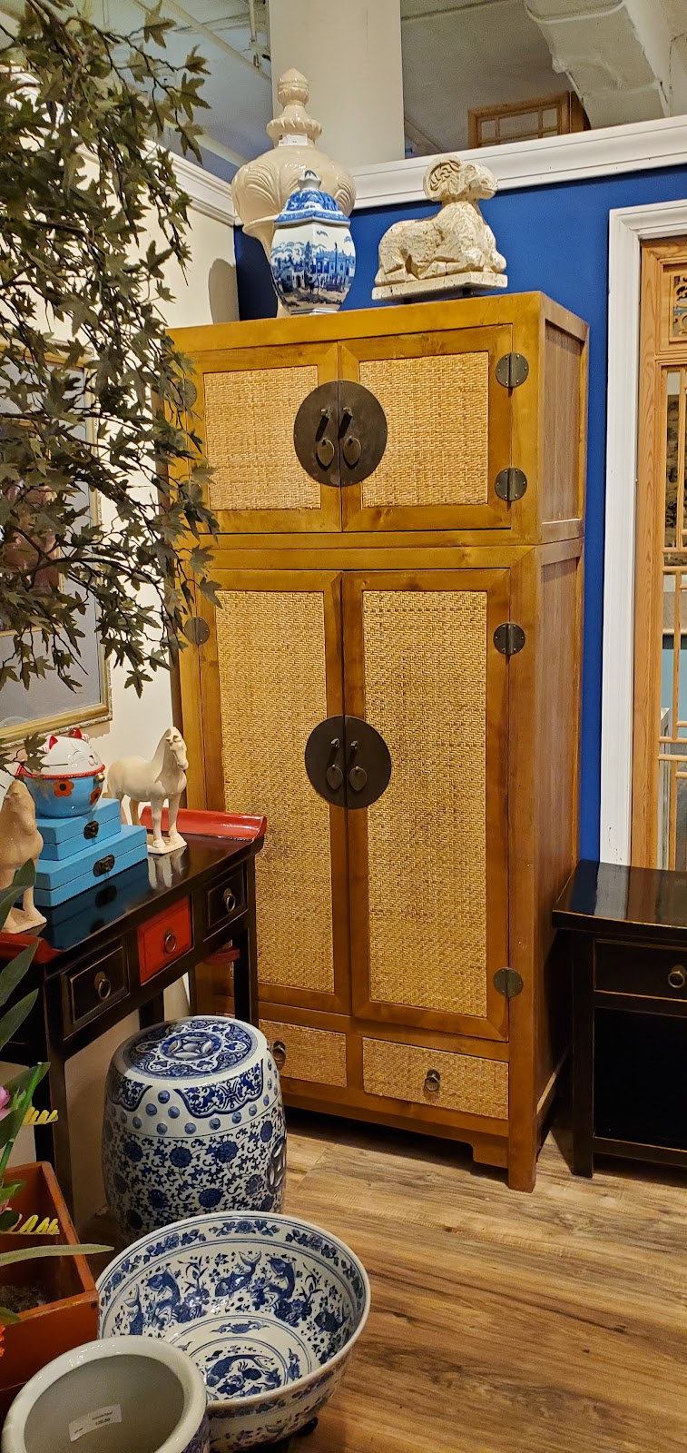 Lins Interiors East, Inc (DBA Asian Barn) | 143 W 19th St, New York, NY 10011, USA | Phone: (212) 647-0088