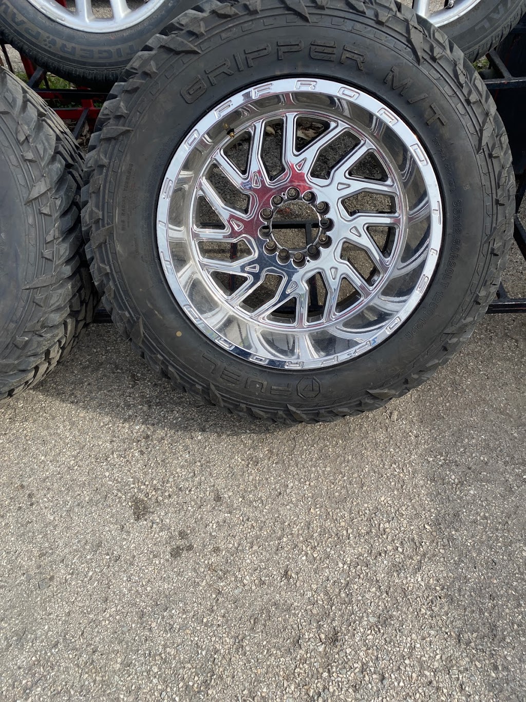 Tiger Tire Shop | 5116 Singleton Blvd, Dallas, TX 75212, USA | Phone: (214) 837-3428