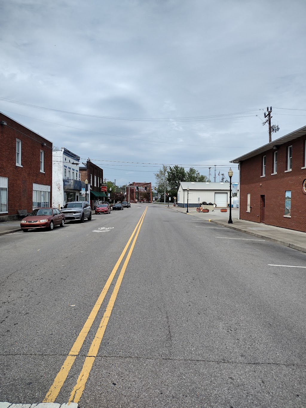 Aurora Tire Center | 207 Importing St, Aurora, IN 47001, USA | Phone: (812) 926-3250