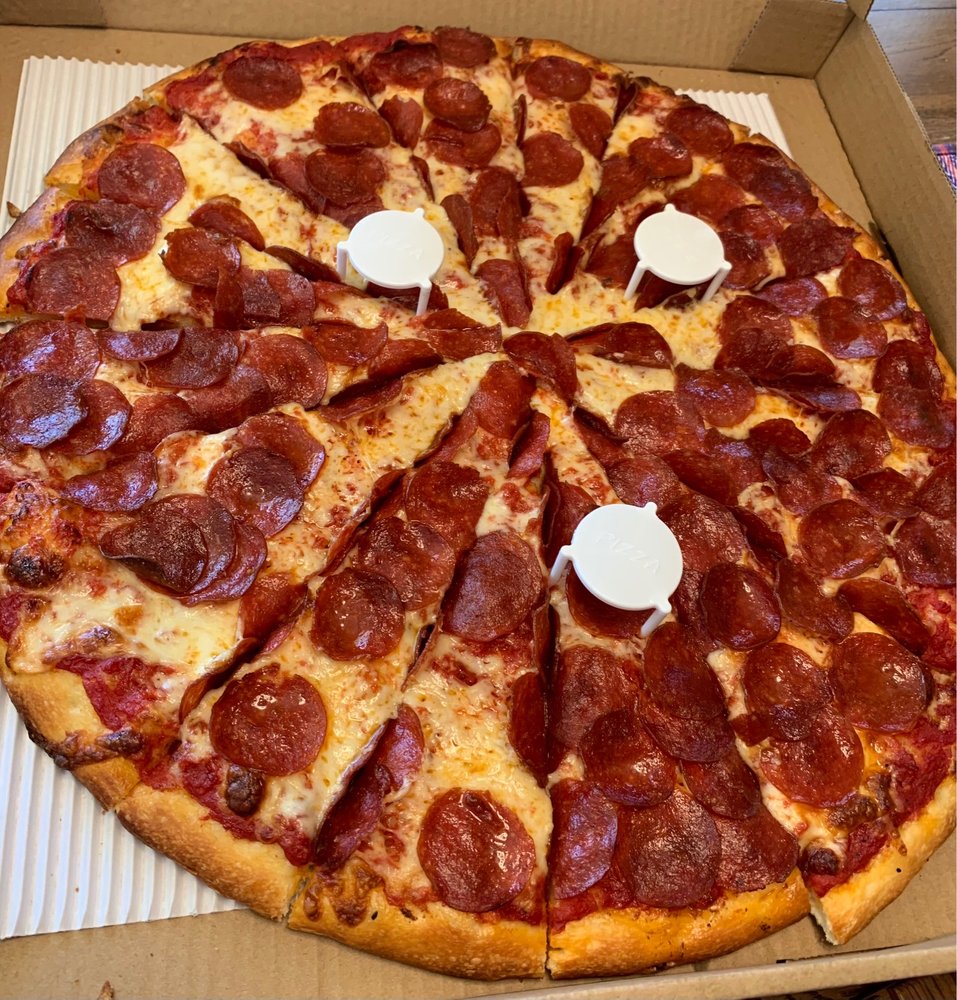 Foothill pizza | 18970 CA-88, Lockeford, CA 95237, USA | Phone: (209) 727-0910