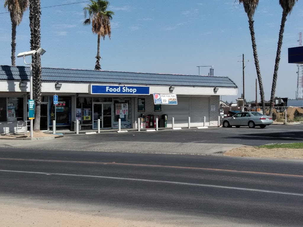 Fresno Gas & Liquor | 3110 W Shields Ave, Fresno, CA 93722, USA | Phone: (559) 271-8025