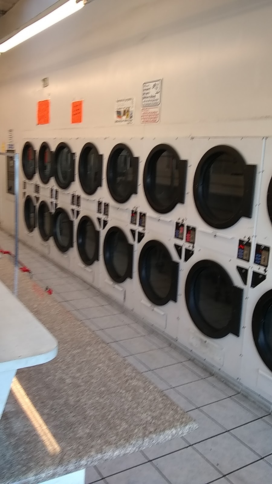 Coin Laundry | 5210 Long Beach Blvd, Long Beach, CA 90805, USA | Phone: (562) 380-5780