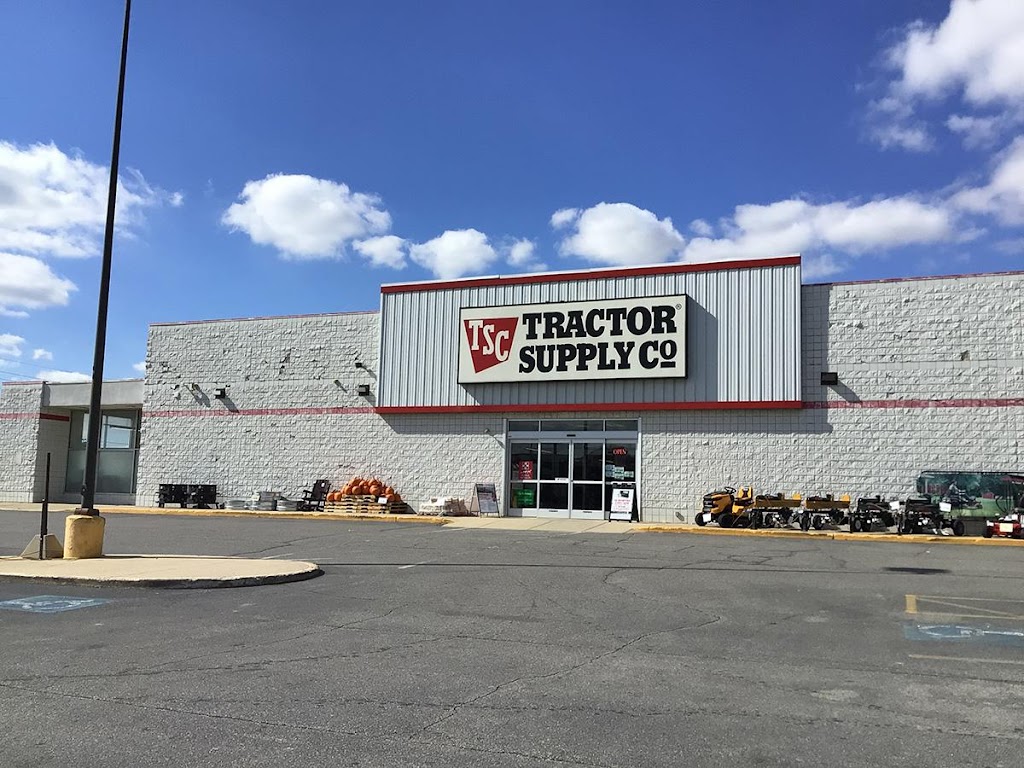 Tractor Supply Co. | 1495 Cass St, Wabash, IN 46992, USA | Phone: (260) 563-2176