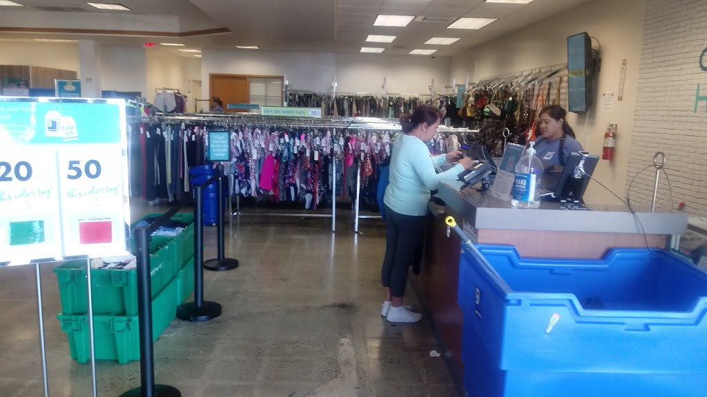 Goodwill Store and Donation Center | 94-050 Farrington Hwy, Waipahu, HI 96797 | Phone: (808) 677-9521