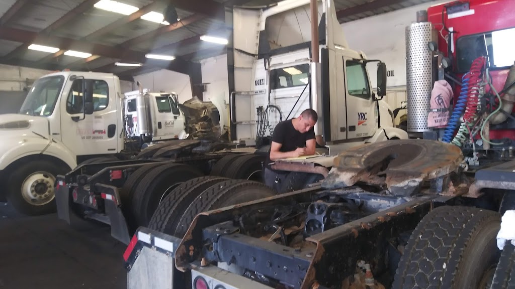 Another Mobile Fleet Service | 15115 Whittram Ave, Fontana, CA 92335, USA | Phone: (909) 574-0661