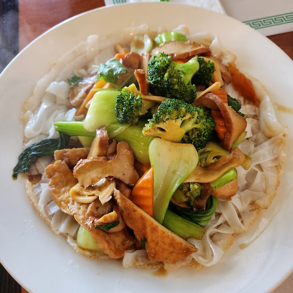 Hoa Sen | 12180 Brookhurst St, Garden Grove, CA 92840, USA | Phone: (714) 537-0077