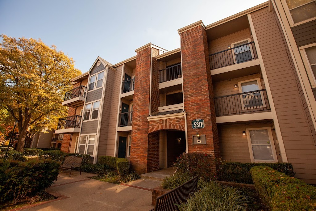 Waterford Tulsa Apartments | 5181 S Harvard Ave, Tulsa, OK 74135, USA | Phone: (918) 749-7895