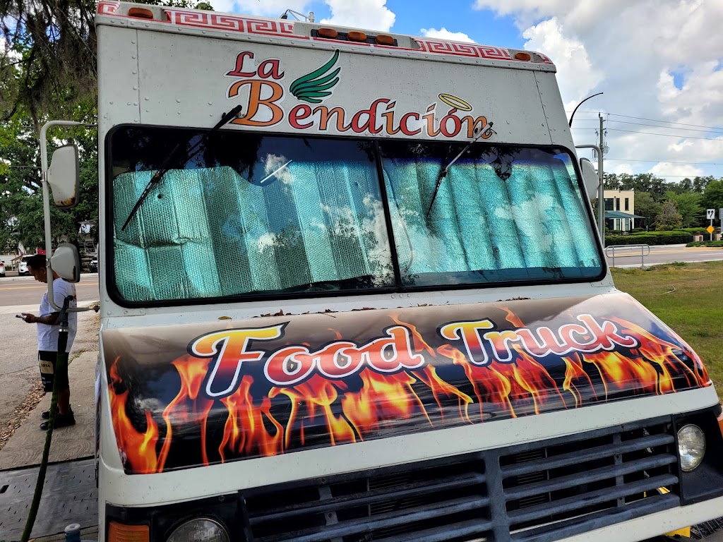 Food Truck La Bendicion | 231 US-301, Parrish, FL 34219, USA | Phone: (813) 325-8798