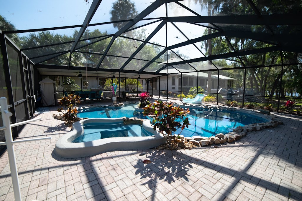 Riverbend Retreat - Fla. | 10200 Elbow Bend Rd, Riverview, FL 33578, USA | Phone: (727) 421-9512