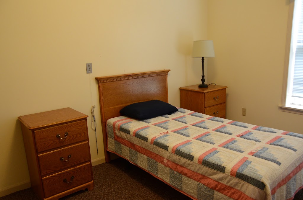 CLE Haven Bayside Assisted Living | 225 E Brown Deer Rd, Milwaukee, WI 53217, USA | Phone: (414) 258-9955