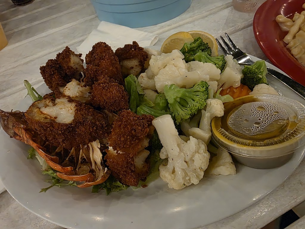 Lorelei Restaurant & Cabana Bar | 96 Madeira Rd, Islamorada, FL 33036, USA | Phone: (305) 664-2692