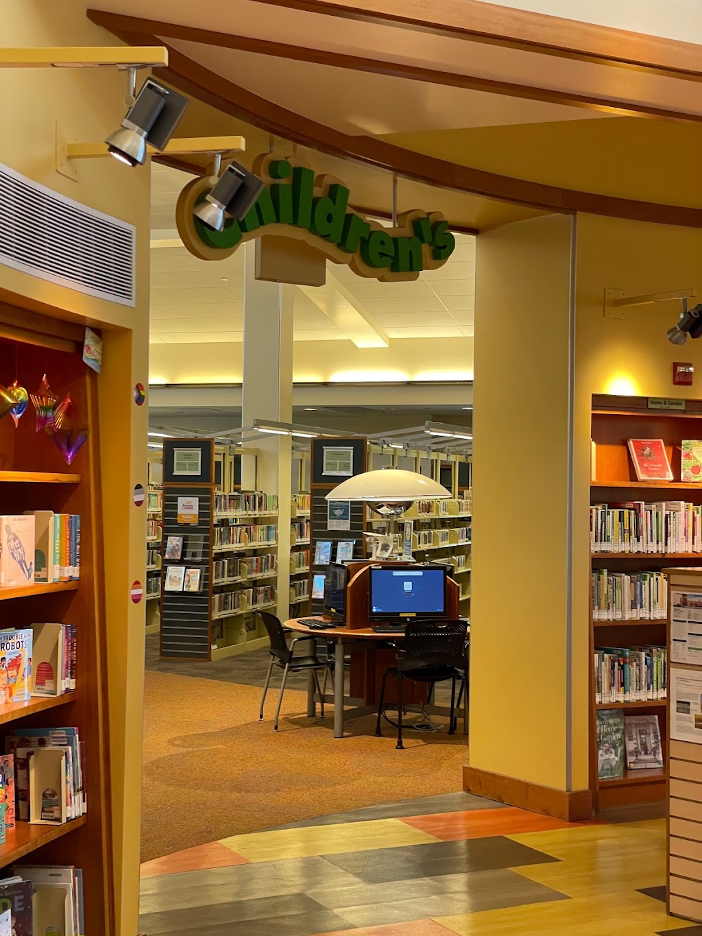 Vineland Branch Library | 1450 Blossom Hill Rd, San Jose, CA 95118, USA | Phone: (408) 808-3000